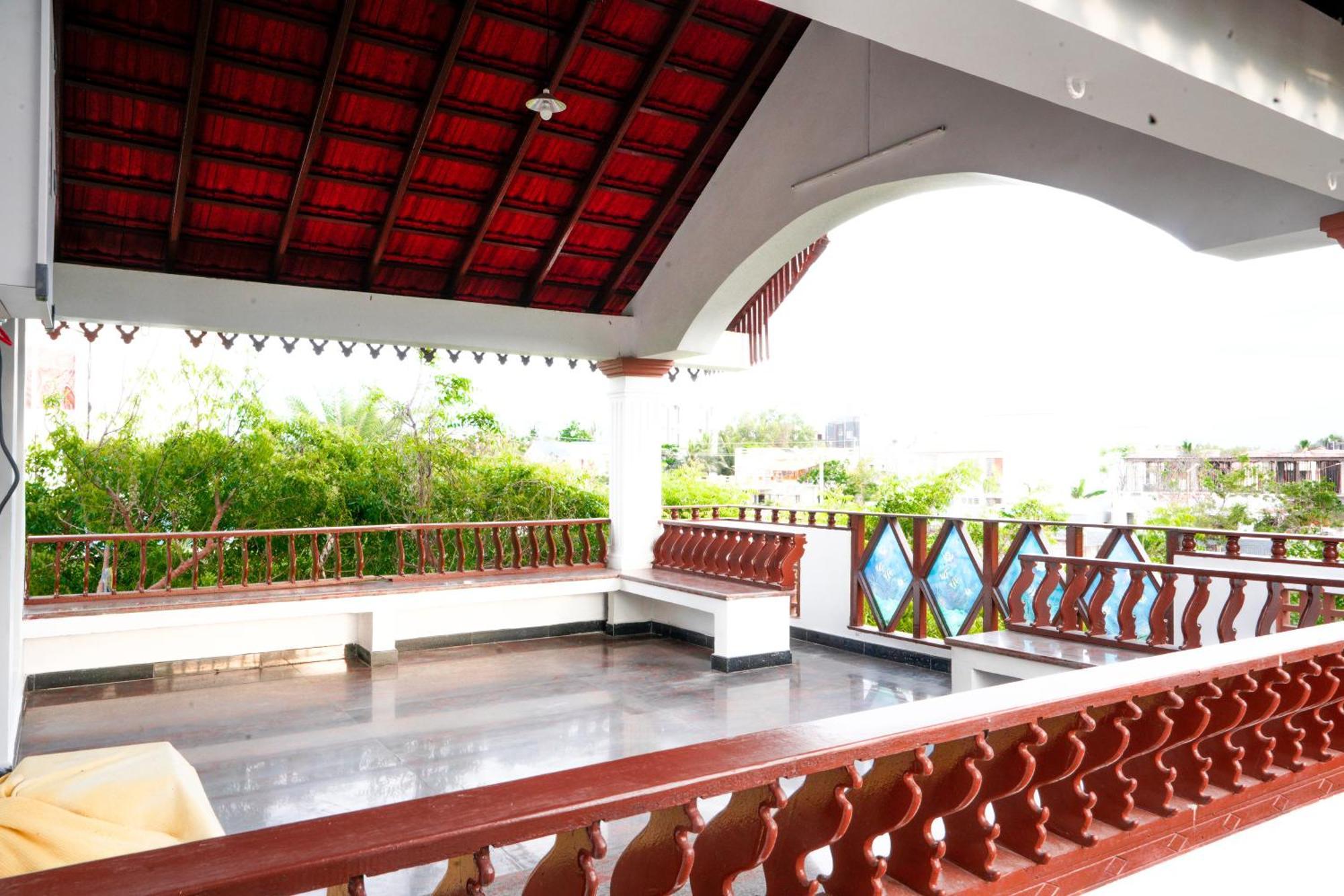 Bay Minaret Villa - Lavish 4Bhk Beach House At Ecr Uthandi Chennai Exterior photo